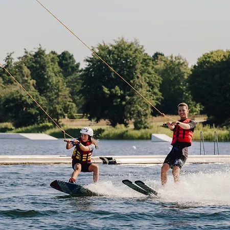 Seeparx Tjelle Ferienhaus *